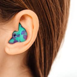 Custom-fit earplug